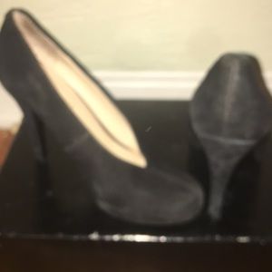 Nine West black suede heels